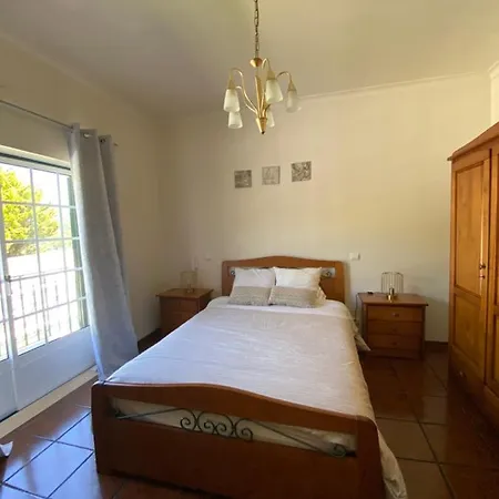 Quinta Manuel Santo * Nazaré
